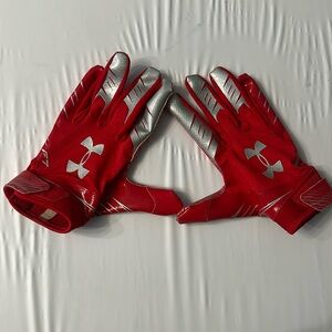 UA red football gloves - Size Medium